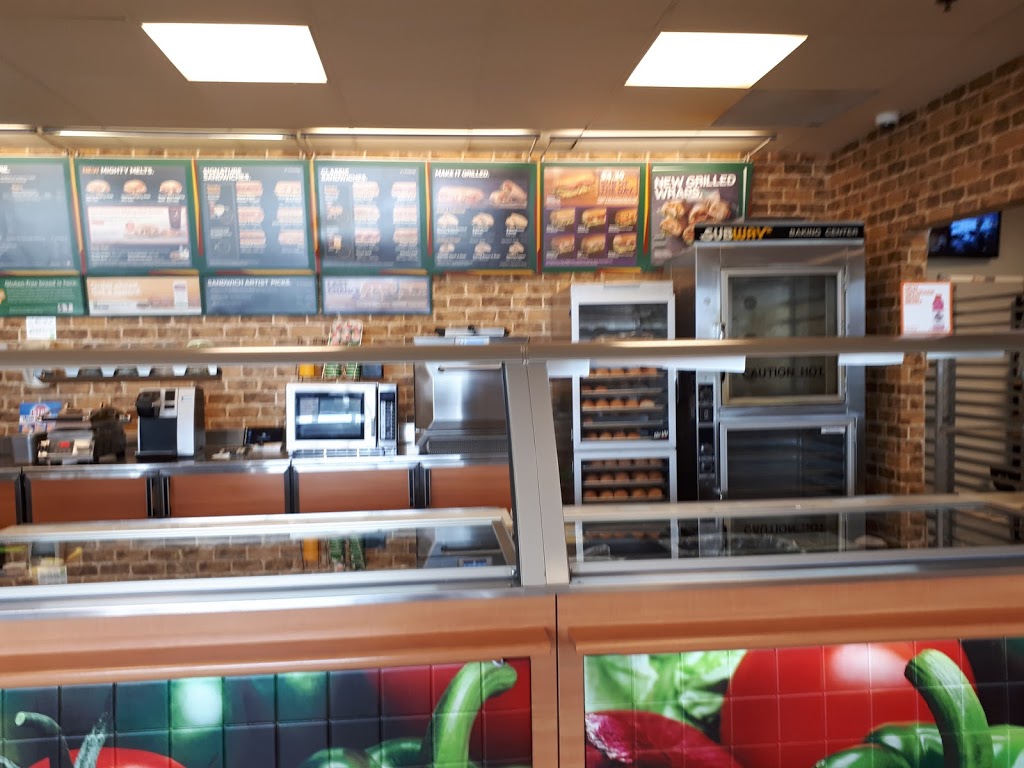 Subway | 7906 Lundys Lane Cataract Bowl/Subway, Niagara Falls, ON L2H 1H1, Canada | Phone: (905) 358-1501