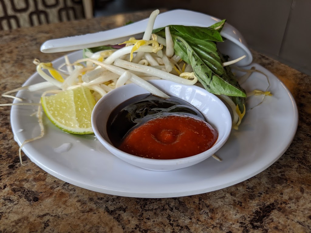 Pho Hoan Pasteur (Royal Oak) | 8108, 8650 112 Ave NW, Calgary, AB T3R 0R5, Canada | Phone: (587) 353-2188