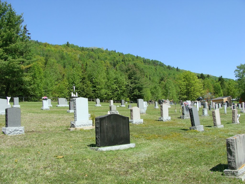 Cemetery | Petite-Rivière-Saint-François, QC G0A 2L0, Canada