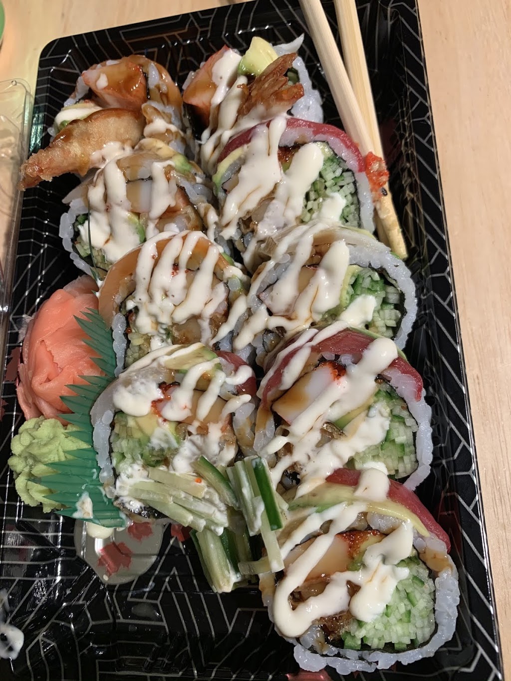 Sushi Karu | 378 Oakwood Ave, York, ON M6E 2W3, Canada | Phone: (647) 352-5278