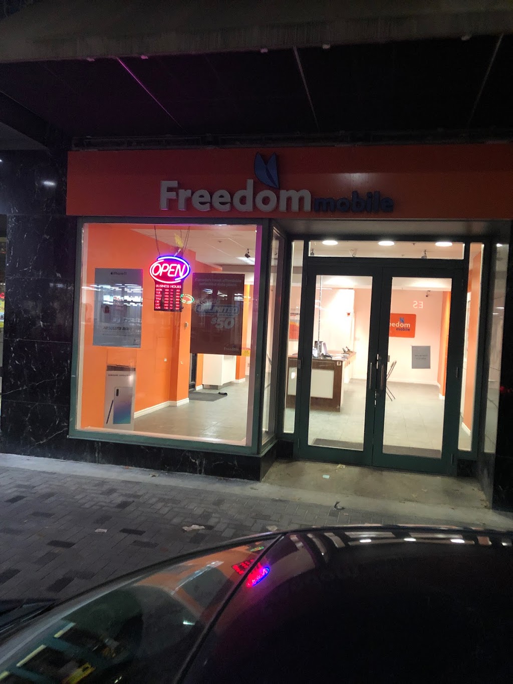 Freedom Mobile | 151 Dundas St, London, ON N6A 5B6, Canada | Phone: (226) 503-9463