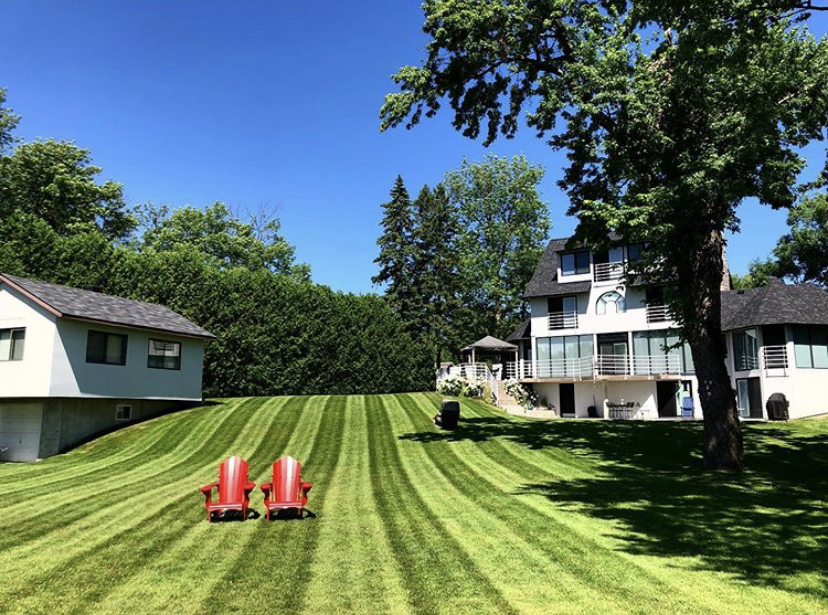 PL Landscaping & Snow | 6055 Chemin St François, Saint-Laurent, QC H4S 1K5, Canada | Phone: (514) 915-3894