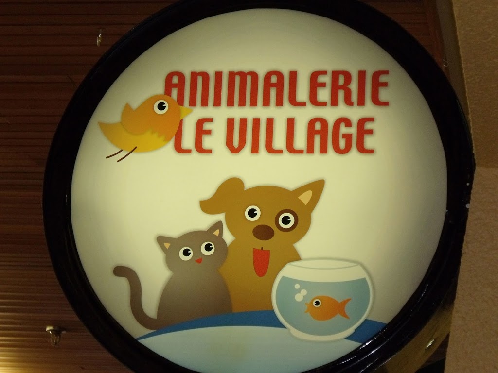 Animalerie le Village | 2 Chemin de lÉquerre, Baie-Saint-Paul, QC G3Z 2Y5, Canada | Phone: (418) 435-0043