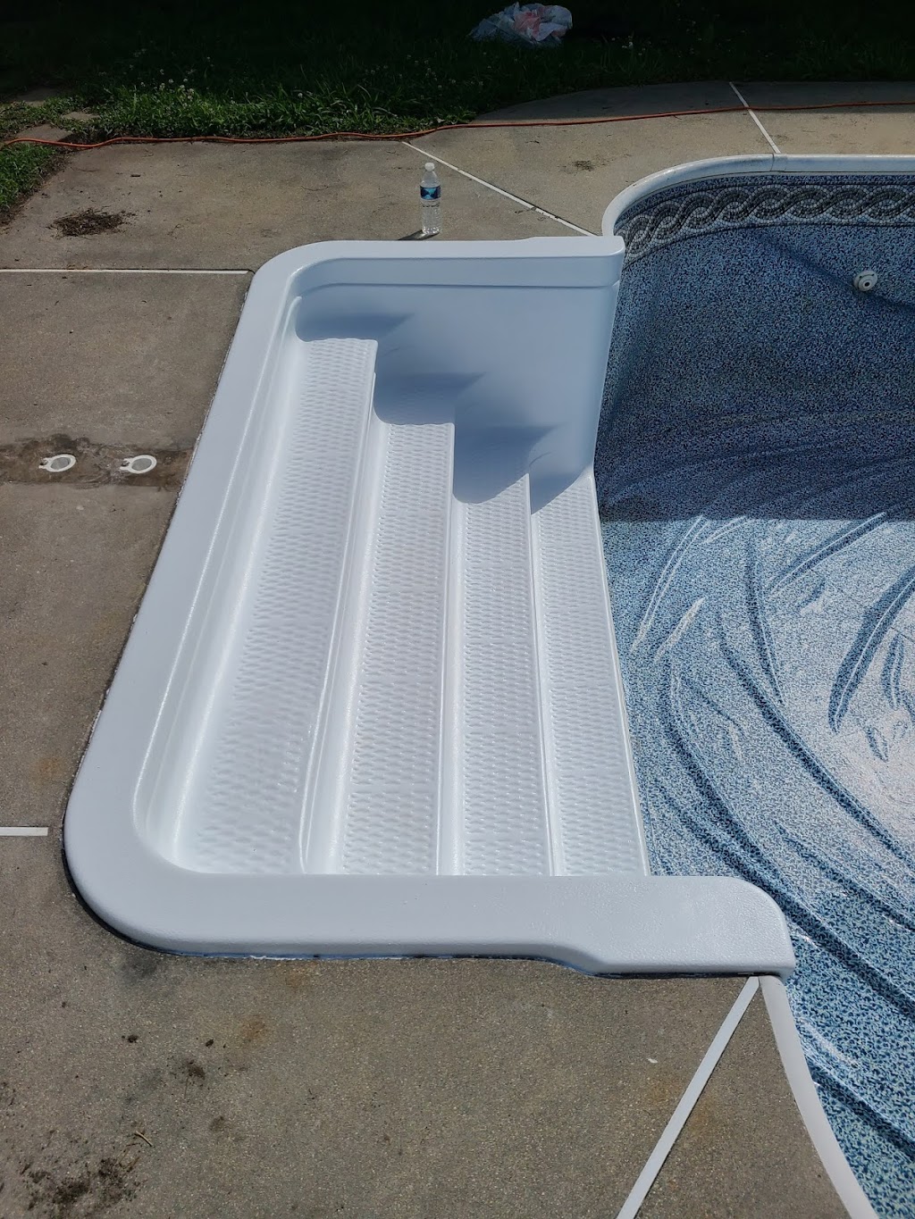 Poolstepspecialists.com | 9 James St, Whitby, ON L1M 1A8, Canada | Phone: (905) 391-7435