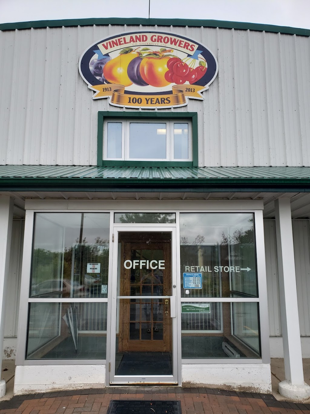 Vineland Growers Co-Operative, Limited | 4150 Jordan Rd, Jordan Station, ON L0R 1S0, Canada | Phone: (905) 562-4133