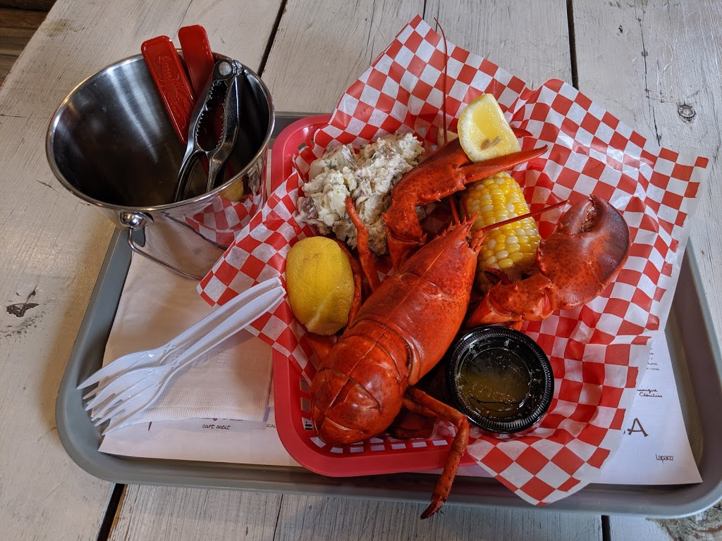 The South Shore Fish Shack | 108 Montague St, Lunenburg, NS B0J 2C0, Canada | Phone: (902) 634-3232