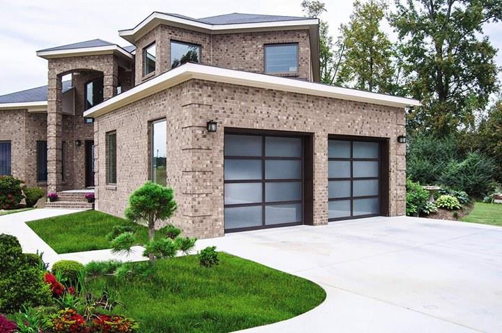 Nova Garage Doors | 2 Turnbull Dr, Brantford, ON N3T 0K4, Canada | Phone: (877) 355-6682