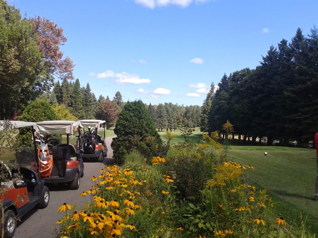 Club de Golf Estérel | 44 Chem. Fridolin-Simard, Estérel, QC J0T 1E0, Canada | Phone: (450) 228-4532