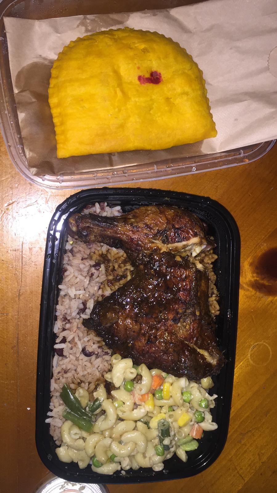 Reggaes caribbean restaurant | 1050 Kipps Ln, London, ON N5Y 4S5, Canada | Phone: (226) 927-3604