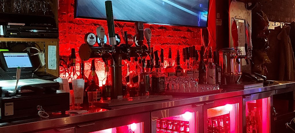 Bar Jo | 6656 Rue Beaubien E, Montréal, QC H1M 3B3, Canada | Phone: (514) 254-9439