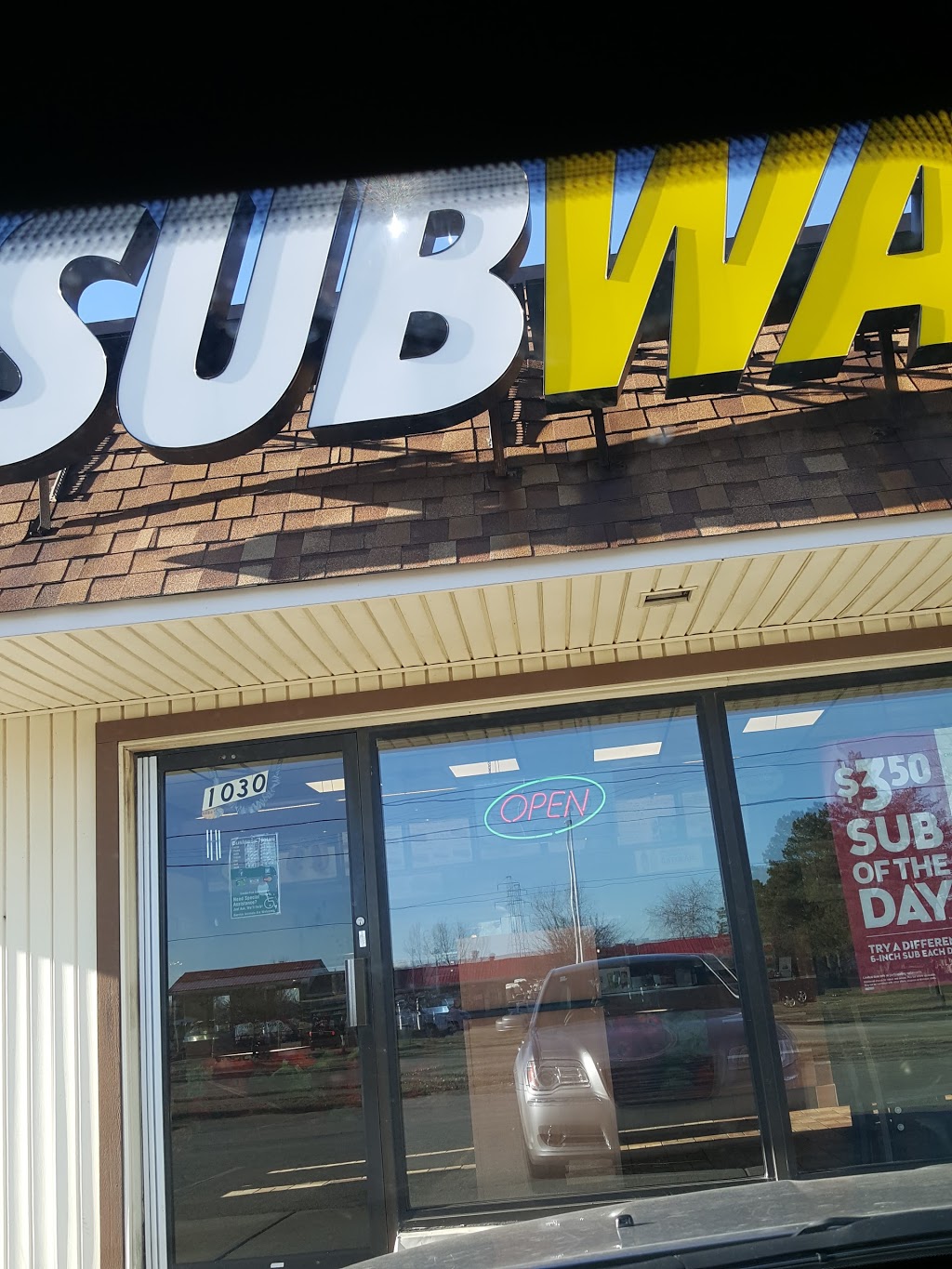 Subway Restaurants | 1030 Gratiot Blvd, Marysville, MI 48040, USA | Phone: (810) 364-7737