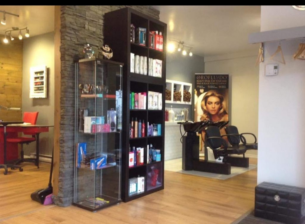 Duo Coiffure | 398 Rue St Joseph, La Tuque, QC G9X 1L7, Canada | Phone: (819) 523-4305