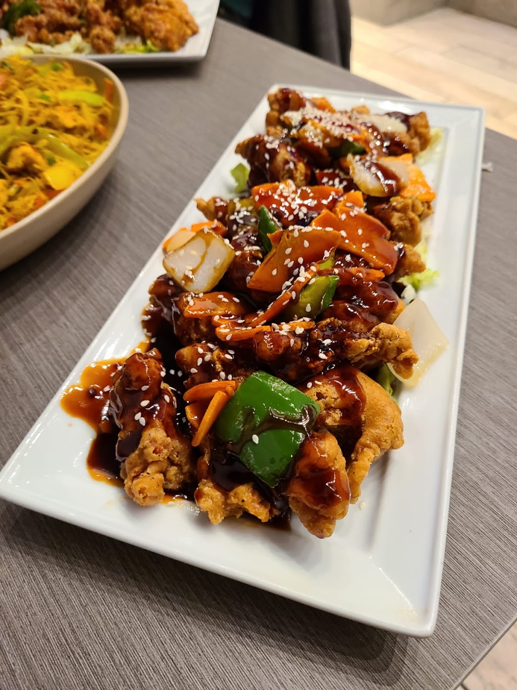 Mojos Chinese Food | 105 Shuttleworth Dr. Unit 3, Gloucester, ON K1T 0W7, Canada | Phone: (343) 546-8189