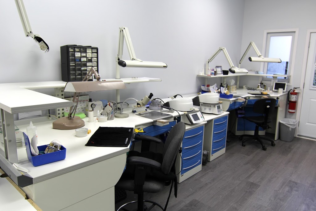 Centre d’implantologie Montréal-Rosemont - Dentiste Rosemont | 5020 Rue de Bellechasse, Montréal, QC H1T 2A2, Canada | Phone: (514) 899-9991