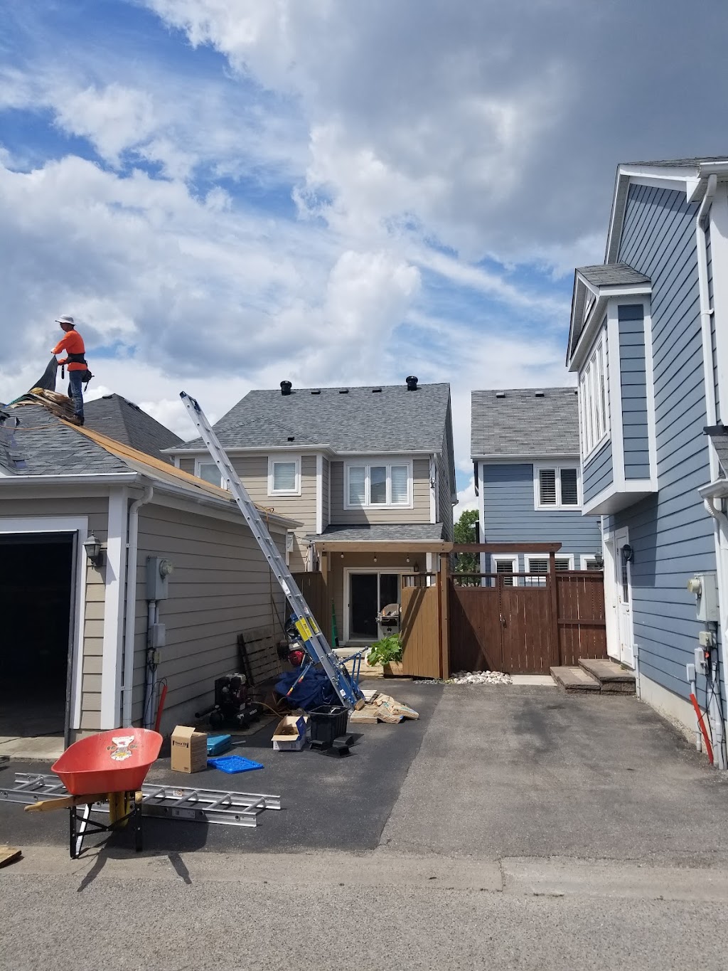 C Plus Roofing | 66 Norbury Dr, Markham, ON L3S 3V2, Canada | Phone: (416) 917-9622