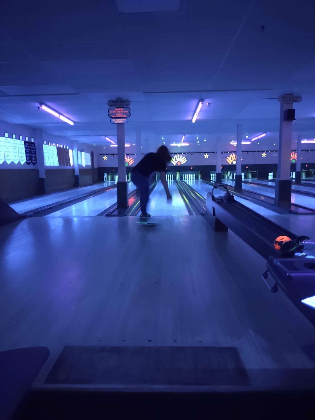 Bowl-More Lanes | 240 Dufferin St, Bridgewater, NS B4V 2G7, Canada | Phone: (902) 543-3324