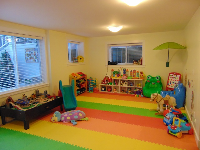 Kiddie Club Childcare Center | 6686 Stanley St, Burnaby, BC V5E 1T8, Canada | Phone: (778) 861-1313