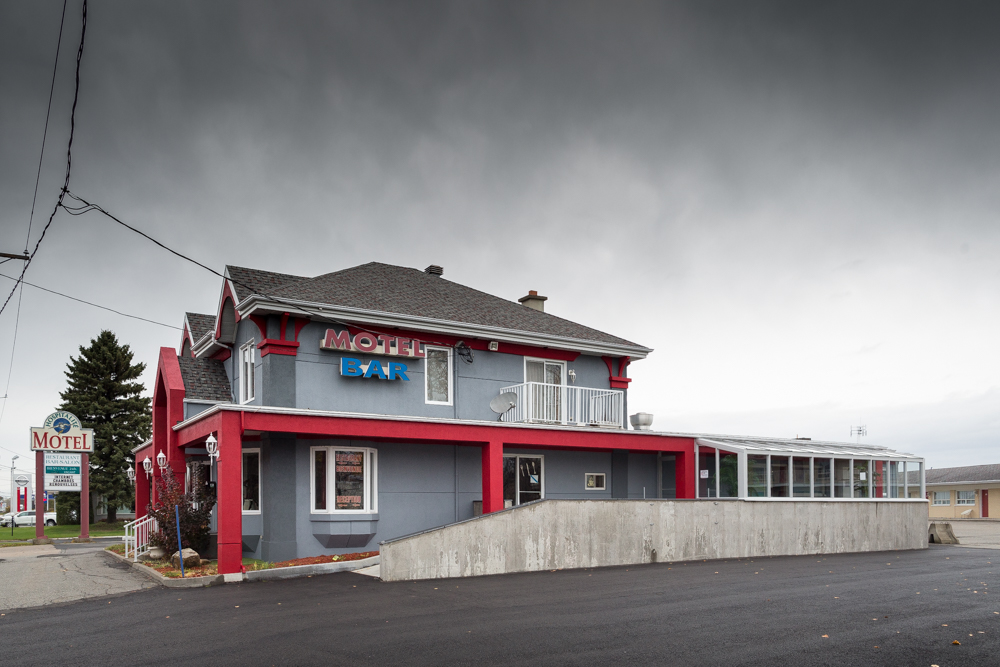 Hospitality Hotel Motel | 3500 Boulevard Guillaume-Couture, Lévis, QC G6W 6N7, Canada | Phone: (418) 837-6664