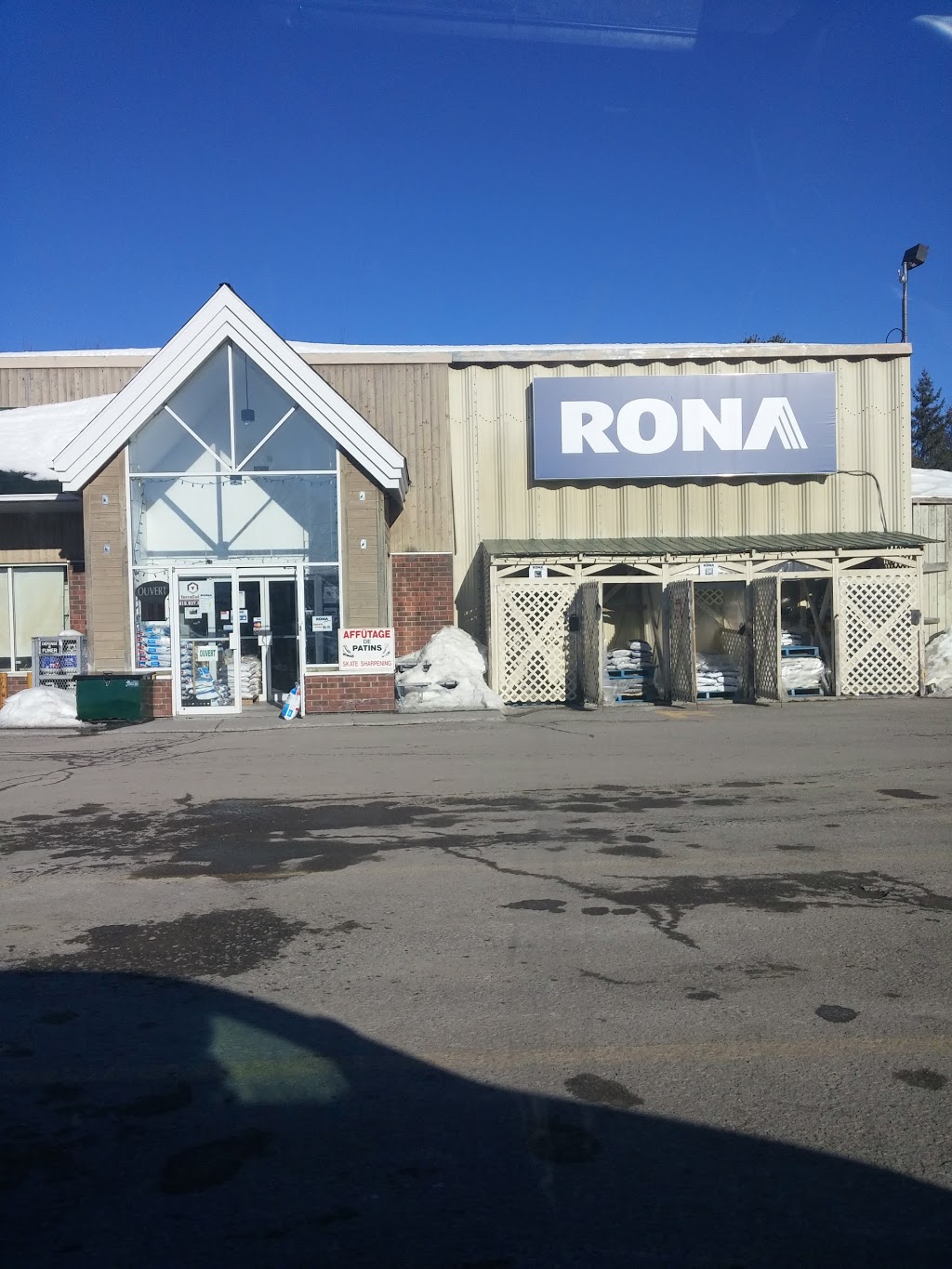 RONA Chelsea | 528 Route 105, Chelsea, QC J9B 1L2, Canada | Phone: (819) 827-2414