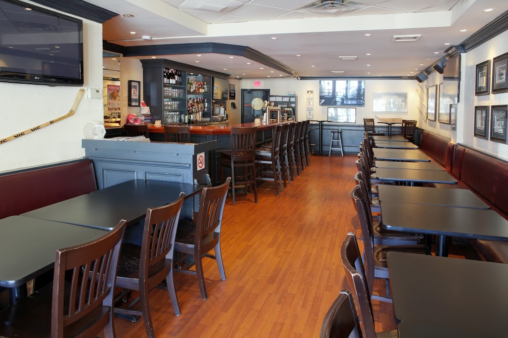 Shakeys | 2255 Bloor St W, Toronto, ON M6S 1N8, Canada | Phone: (416) 767-0608