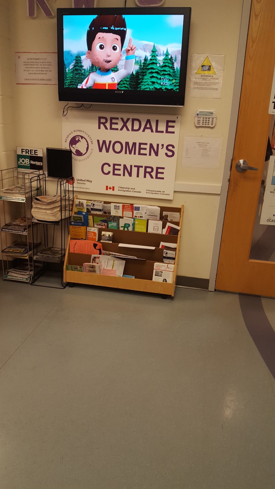 Rexdale Women’s Centre | 21 Panorama Ct #23, Etobicoke, ON M9V 4E3, Canada | Phone: (416) 745-0062