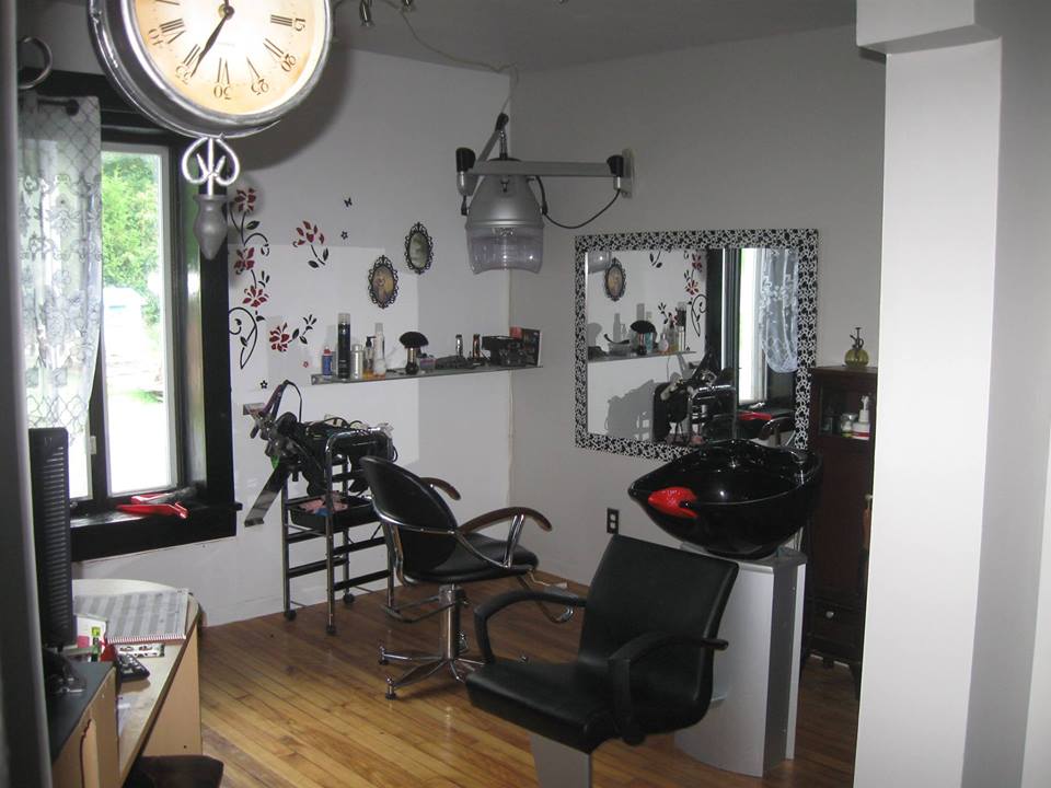 Coiffure Lynda Poulin | 141 rte 251, Martinville, QC J0B 2A0, Canada | Phone: (819) 837-3007