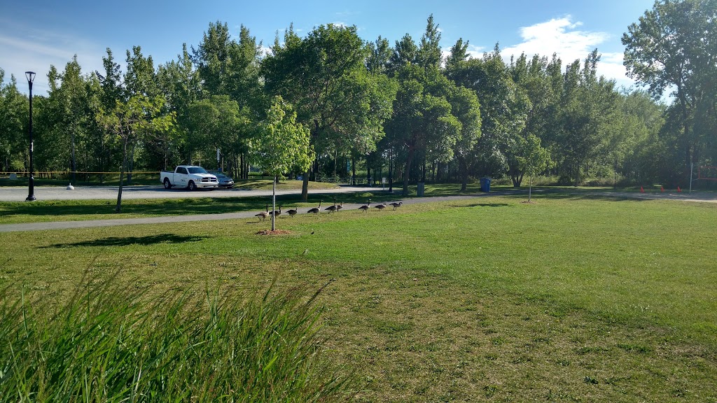 Park Île Charron | 2495 Rue de lÎle Charron, Longueuil, QC J4G 1R6, Canada | Phone: (450) 463-7311