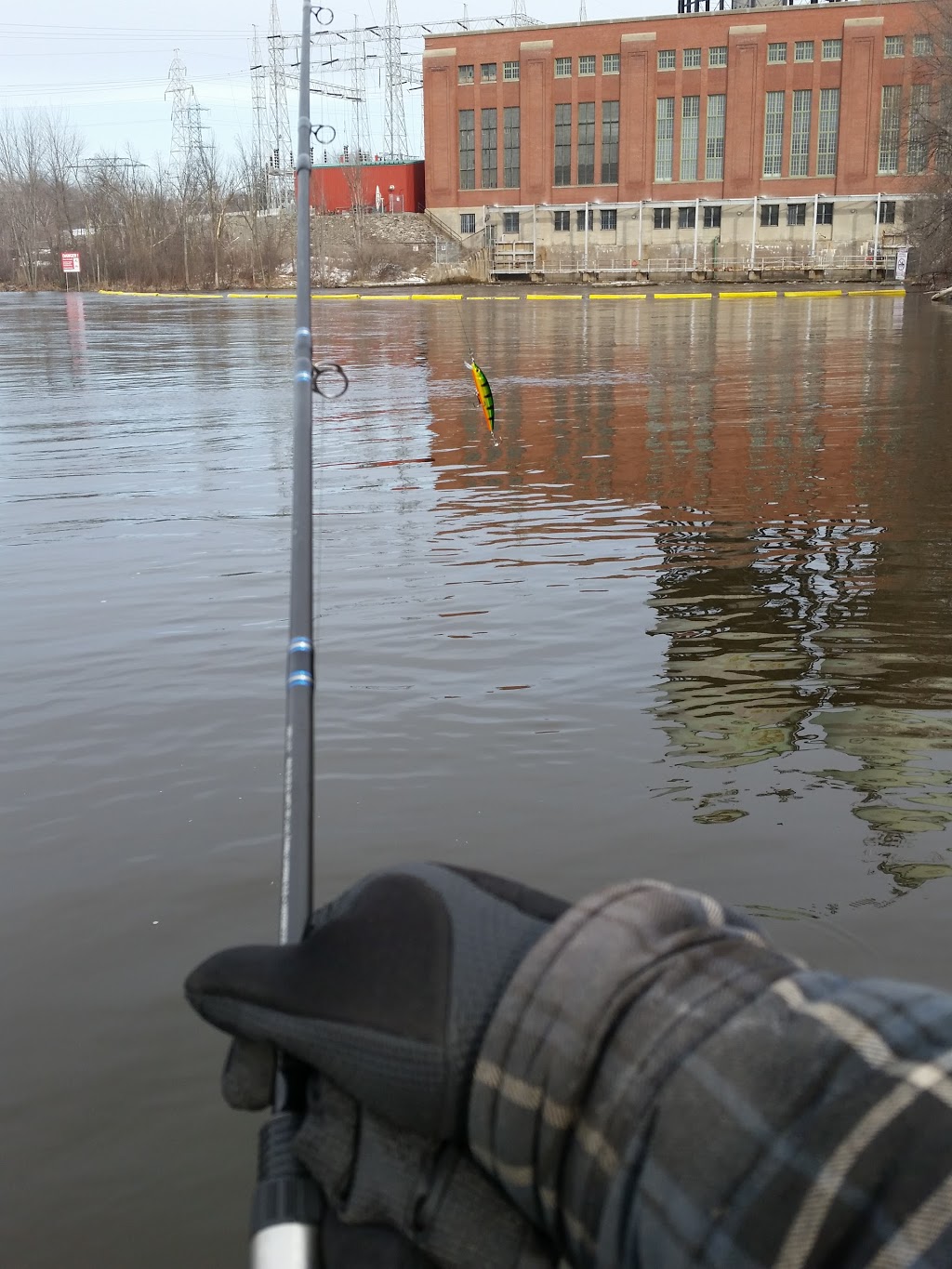 Centrale Masson | 2 Chemin du Quai, Gatineau, QC J8M 1E8, Canada