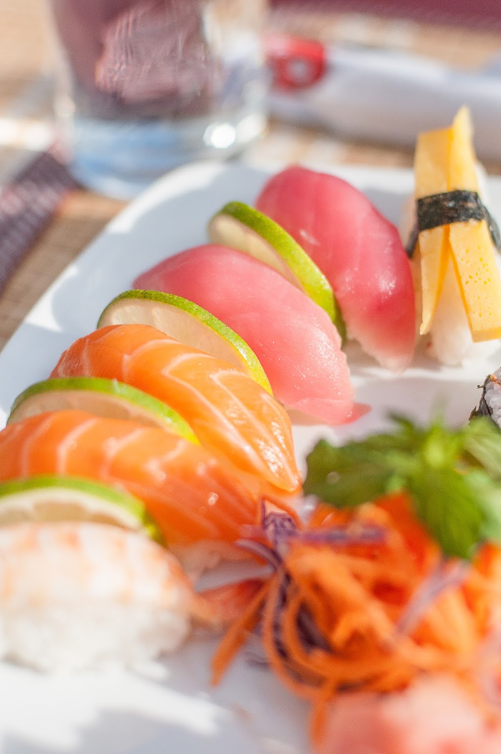 Sushi Ya | 350 Rue Saint Paul Est, Montréal, QC H2Y 2A6, Canada | Phone: (514) 315-7472