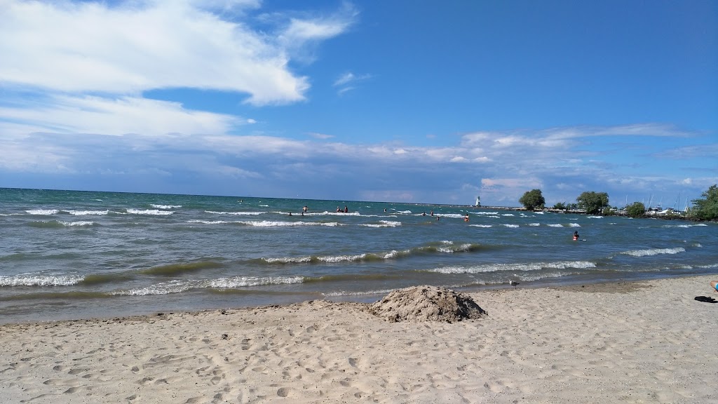 Lakeside Park Beach | 1 Lakeport Rd, St. Catharines, ON L2N 7R8, Canada | Phone: (905) 688-5600