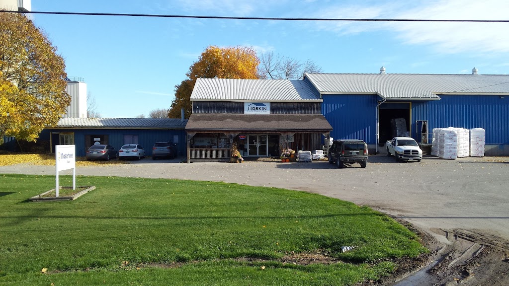 Hoskin Feed & Country Store | 171 Railway Ave, Komoka, London, ON N0L, Canada | Phone: (519) 657-1744