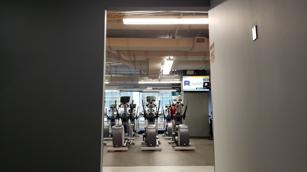 Éconofitness | 741 Avenue Viger O, Montréal, QC H3B 4L5, Canada | Phone: (438) 387-1810