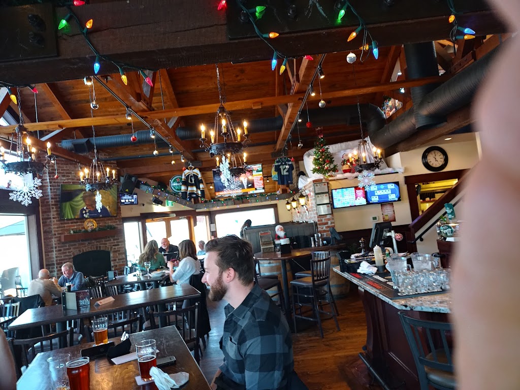 Carlos OBryans Neighbourhood Pub | 1724 Stewart Ave, Nanaimo, BC V9S 4E6, Canada | Phone: (250) 591-3088