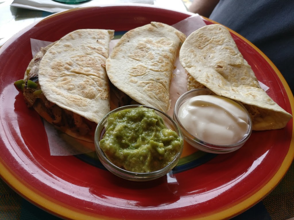 Taqueria La Bonita | 1128 Cadboro Rd, Gloucester, ON K1J 7P5, Canada | Phone: (613) 695-7373