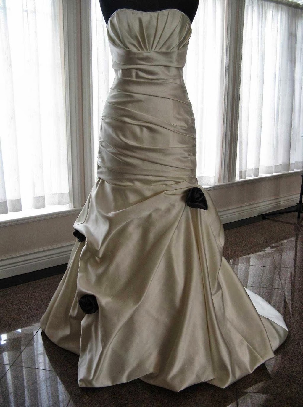 Lady of Fashion Bridal | 1788 168 St, Surrey, BC V3S 9X3, Canada | Phone: (604) 338-9932