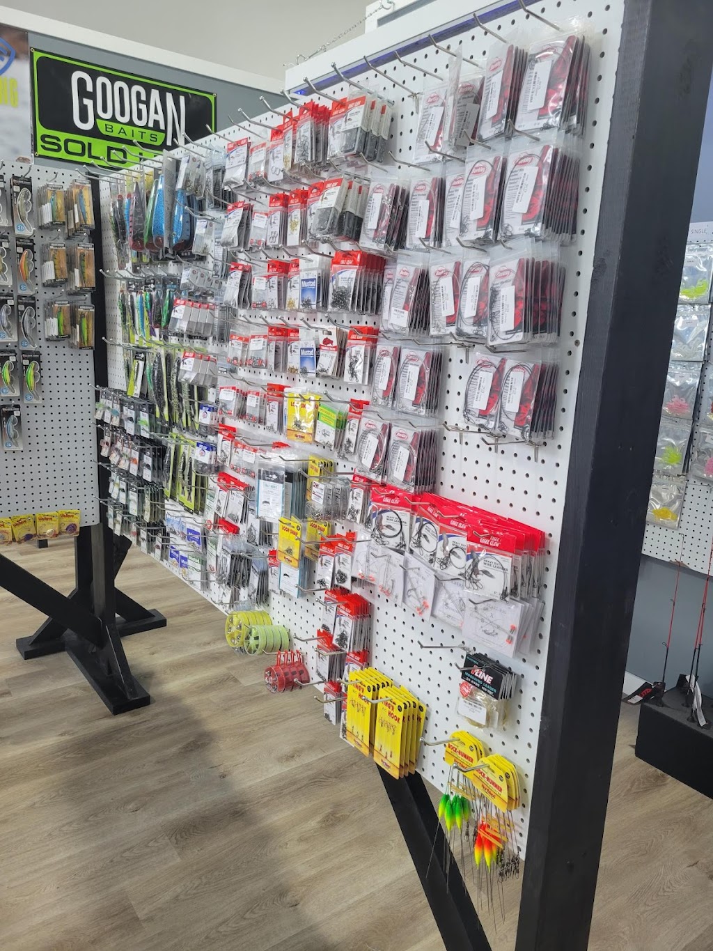 Hooked Up Fishing Gear | 301 Saskatchewan Ave #108, Spruce Grove, AB T7X 3B5, Canada | Phone: (780) 962-6937