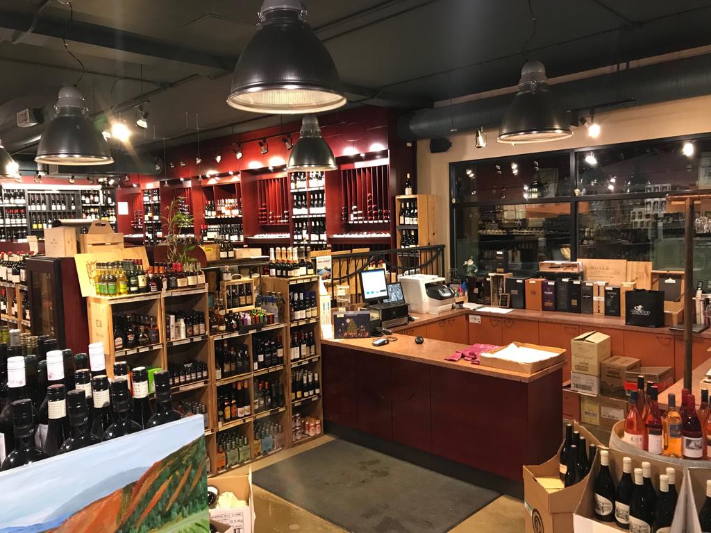 Crestwood Fine Wines & Spirits | 9658 142 St NW, Edmonton, AB T5N 4B2, Canada | Phone: (780) 488-7800