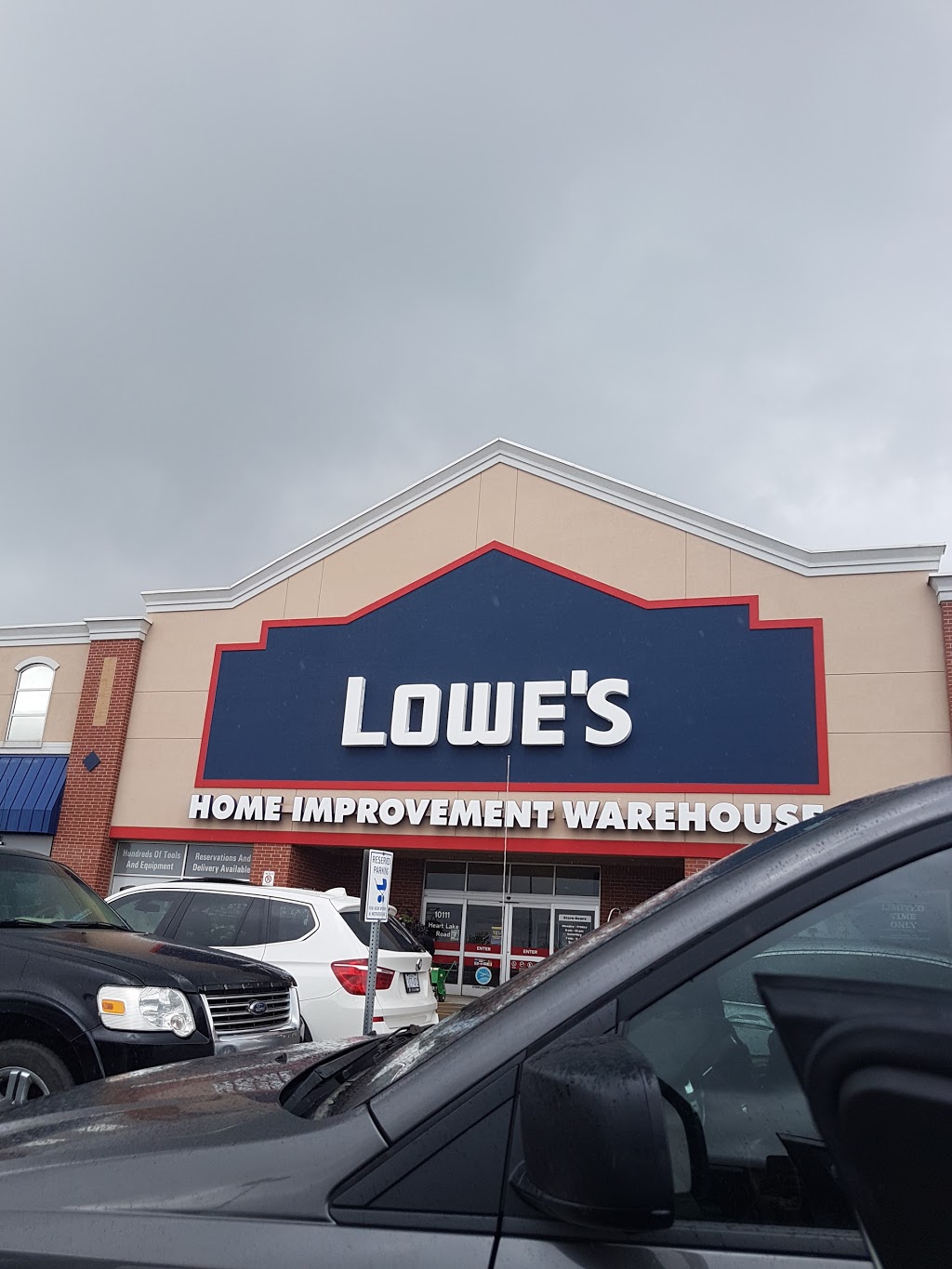 Lowes Home Improvement | 10111 Heart Lake Rd, Brampton, ON L6Z 0E4, Canada | Phone: (905) 843-4300
