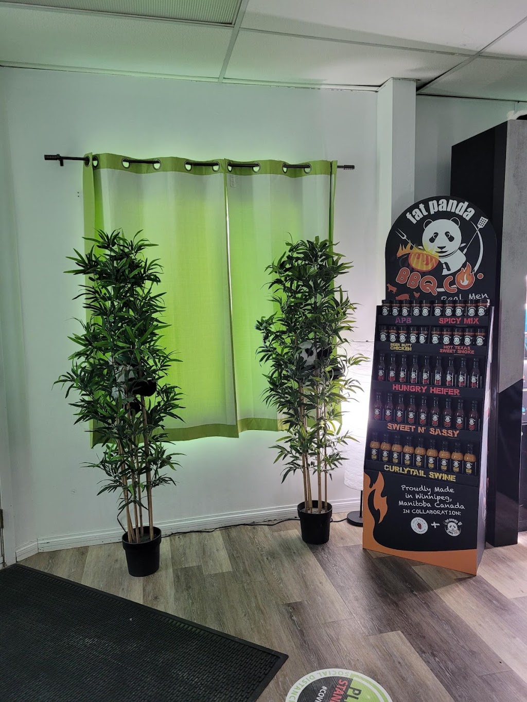 Fat Panda Vape Shop | 877 Henderson Hwy, Winnipeg, MB R2K 2L8, Canada | Phone: (204) 615-8273