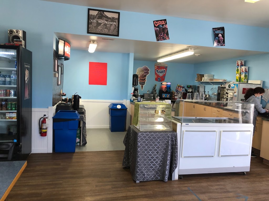 LRT Cafe | 4706 43 Ave, Forestburg, AB T0B 1N0, Canada | Phone: (780) 582-2335