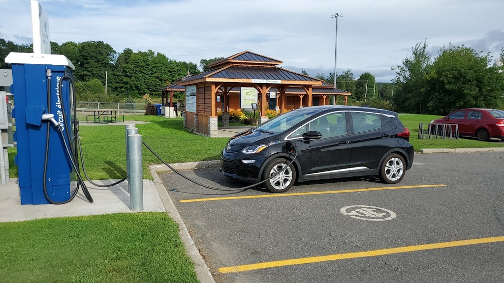 Circuit électrique Charging Station | 14 Chem. de Fairfax, Stanstead, QC J0B 3E0, Canada | Phone: (800) 686-9243