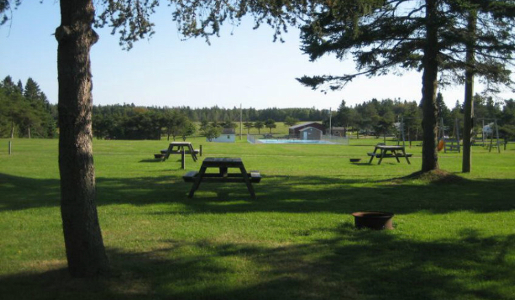 Pine Hills RV Park | 1531 Brackley Point Rd, Charlottetown, PE C1E 1R1, Canada | Phone: (902) 672-2081