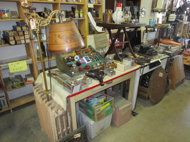 BRIANS CORNER ANTIQUES & THRIFT | 867 Wall St, Winnipeg, MB R3G 0J8, Canada | Phone: (204) 781-9603