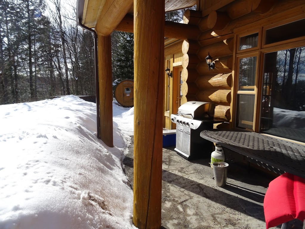 Chalet 17 Orignal | 13 Chemin du Merle, Mille-Isles, QC J0R 1A0, Canada | Phone: (514) 699-9999