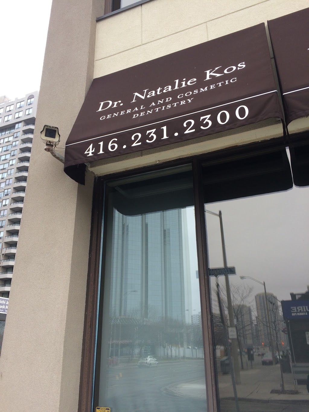 Dr. Natalie Kos & Dr Joseph Foster | 3331 Bloor St W, Etobicoke, ON M8X 1E7, Canada | Phone: (416) 231-2300