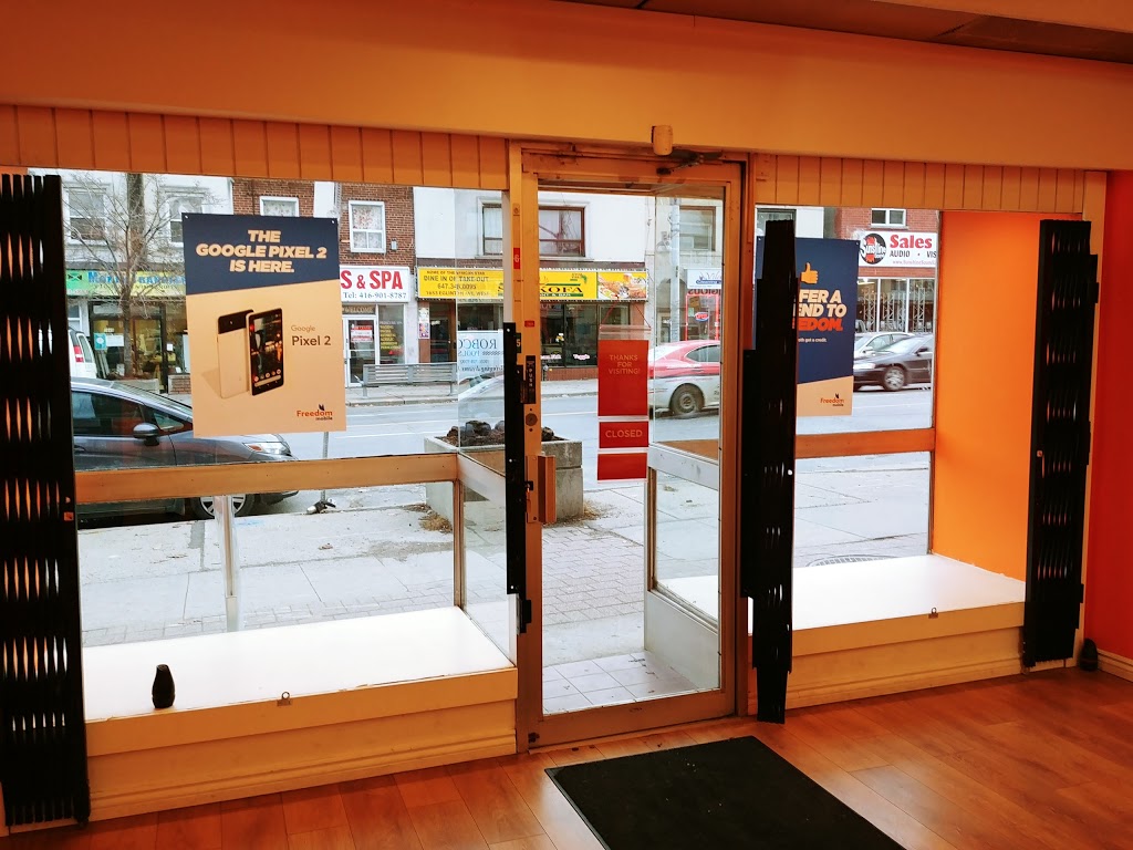 Freedom Mobile | 1660 Eglinton Ave W, York, ON M6E 2H2, Canada | Phone: (416) 781-1444