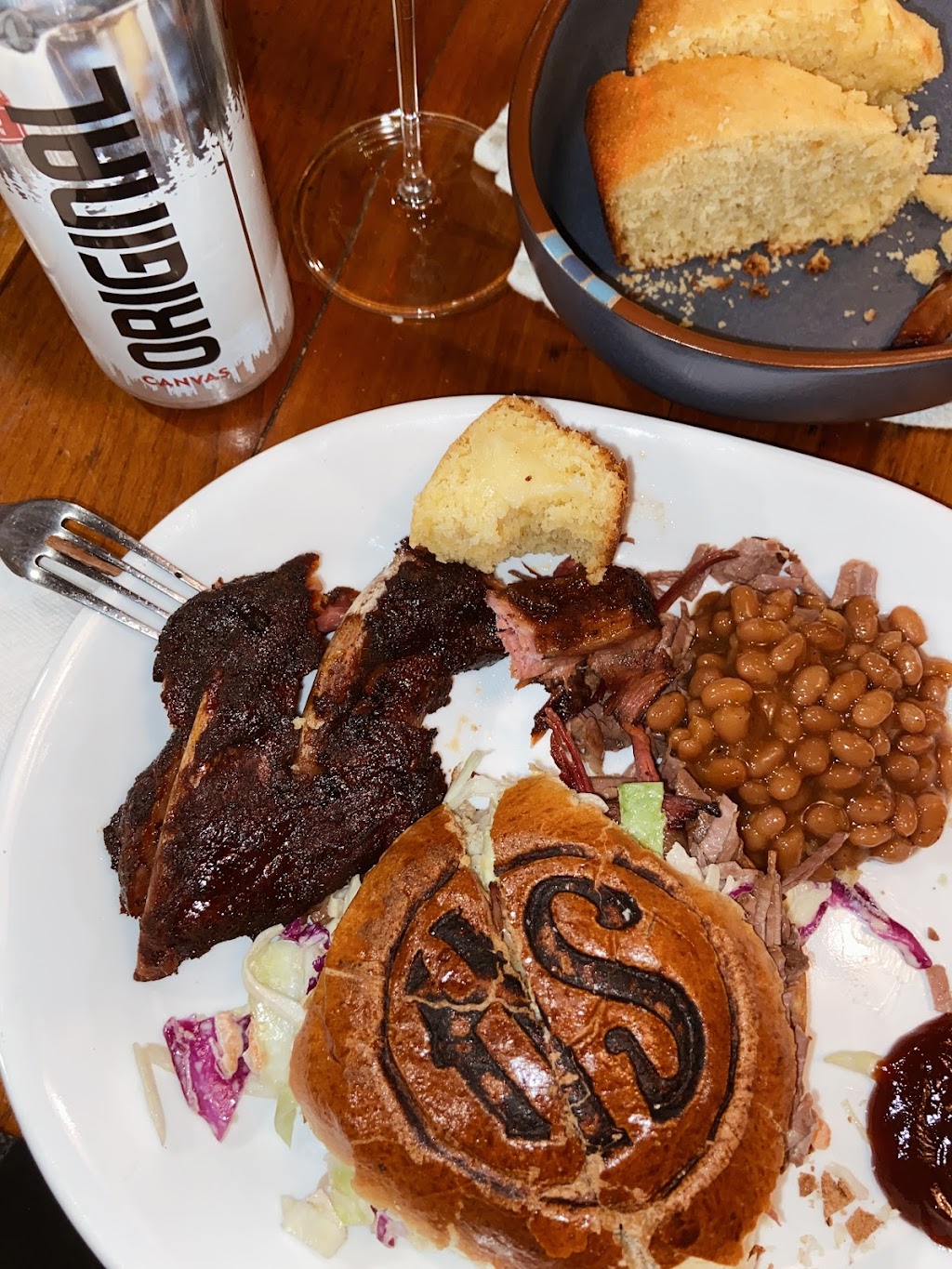 Smokin Hot BBQ & Grill | 188 ON-60, Huntsville, ON P1H 1C2, Canada | Phone: (705) 380-8990