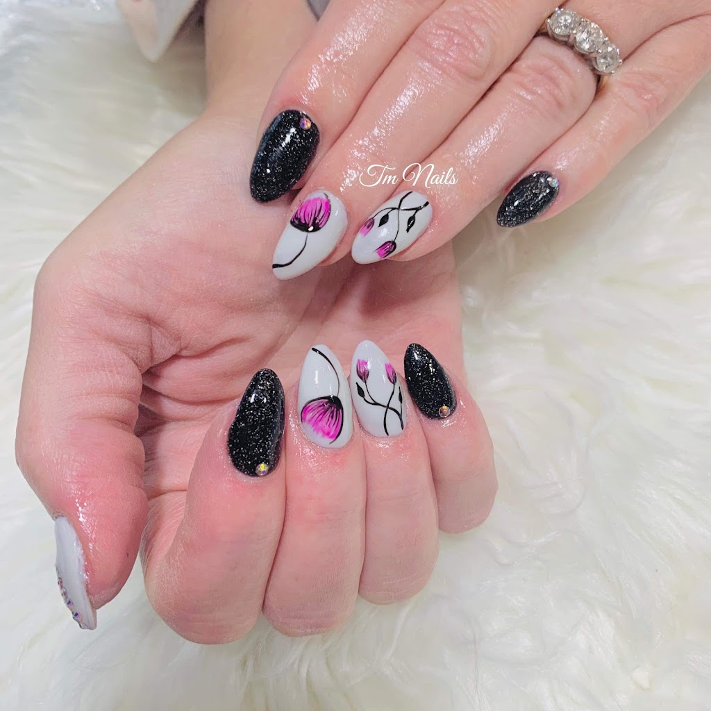 Tm nails | 6037 Parkwood Rd, Blackfalds, AB T4M 0H9, Canada | Phone: (403) 885-8889