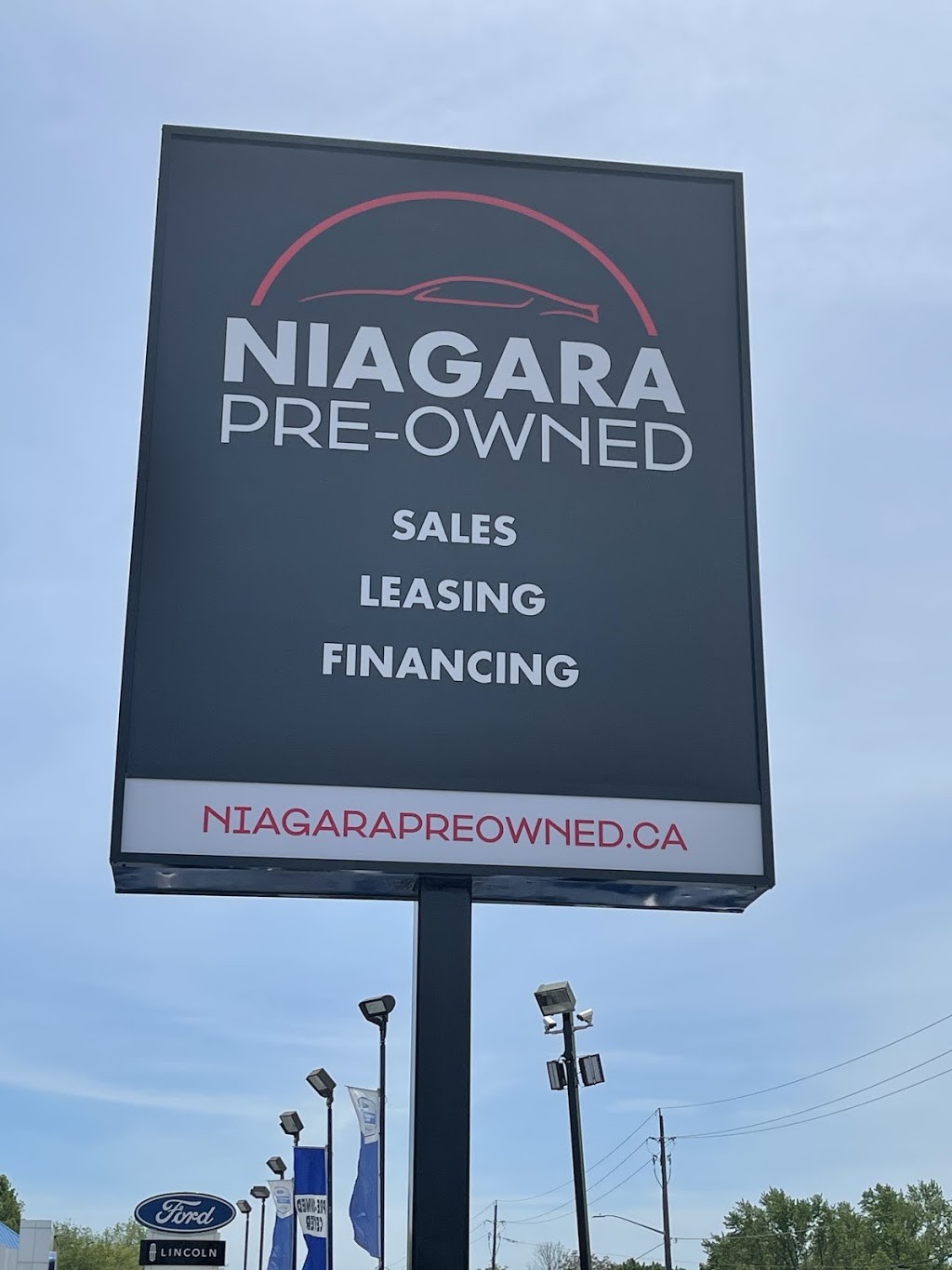 NIAGARA PRE-OWNED | 4460 Drummond Rd, Niagara Falls, ON L2E 6C7, Canada | Phone: (905) 357-2277