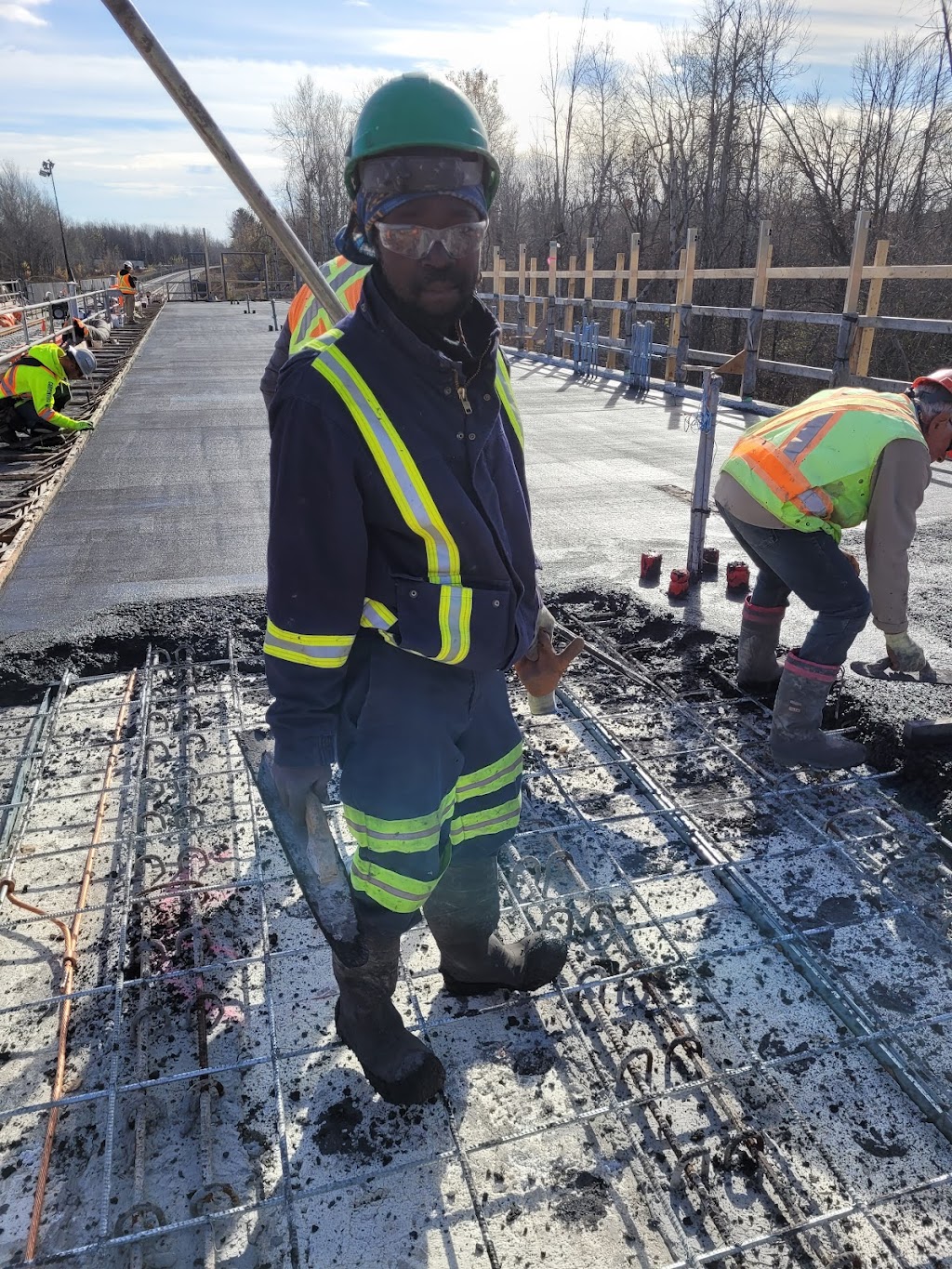 G and Sons Concrete | 3 Wigan Dr, Nepean, ON K2E 6K9, Canada | Phone: (819) 712-7875